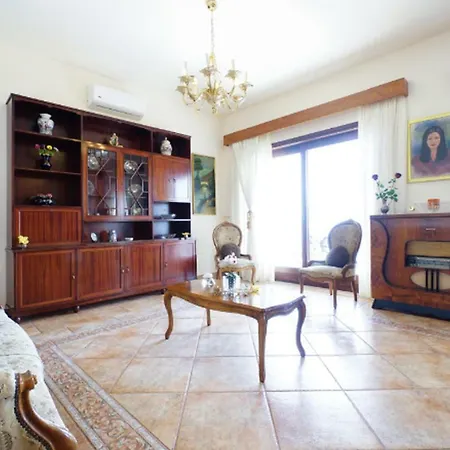 Katerina-despina Apartment Argoulidhes
