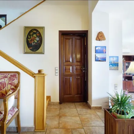 Katerina-despina Apartment *